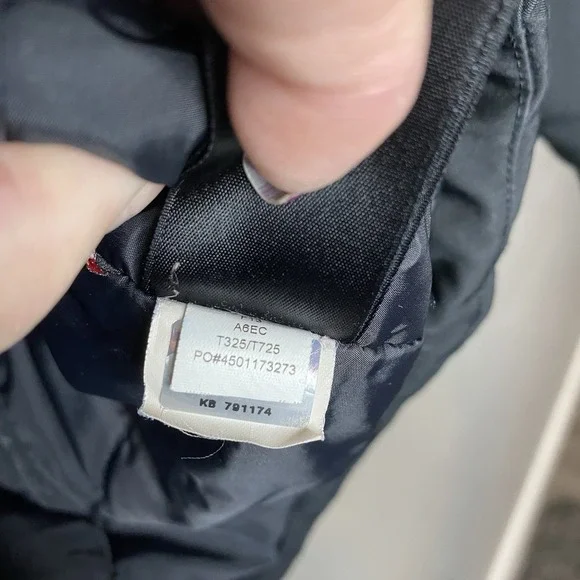 THE NORTH FACE WOMEN PRIMALOFT JACKET SIZE Medium black With Removable Hood - Picture 6 of 9